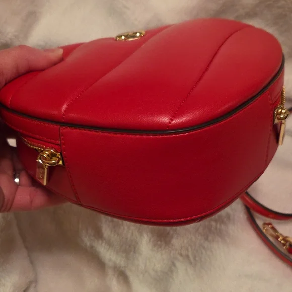 Kate Spade Love Shack NWT Novelty Red Heart Mini Bag w/crossbody Strap - Picture 8 of 8